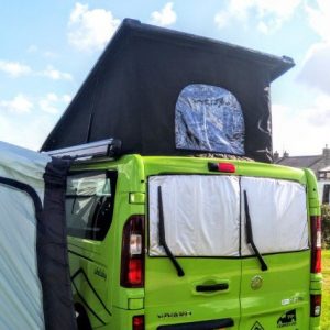 Insulated rear screen cover for camper vans