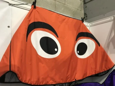 Orange eyes screen Camper